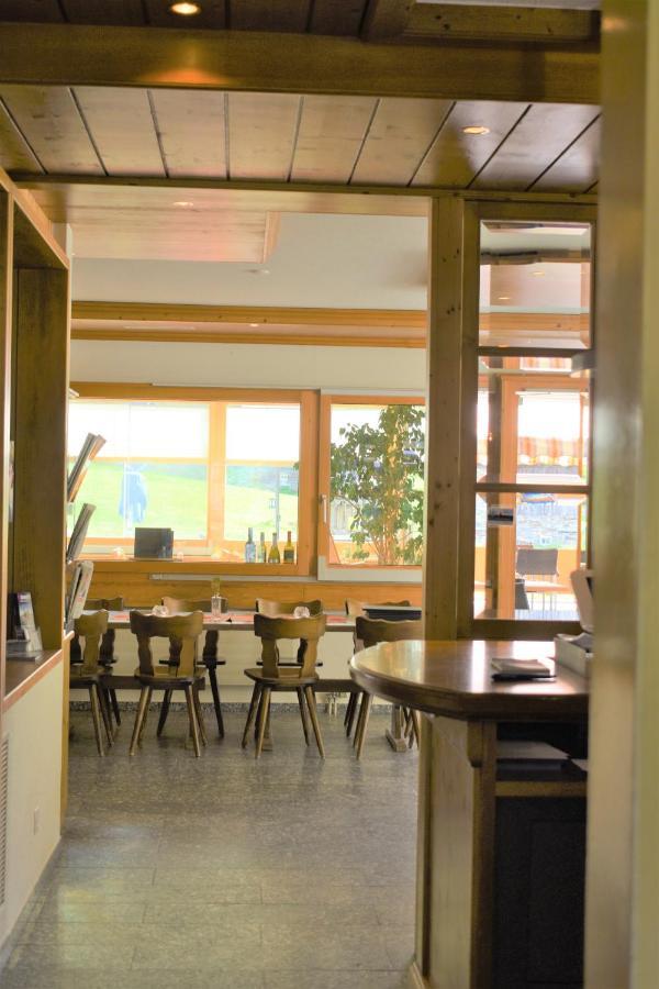 רנדה Restaurant & Hostel Hole In One מראה חיצוני תמונה